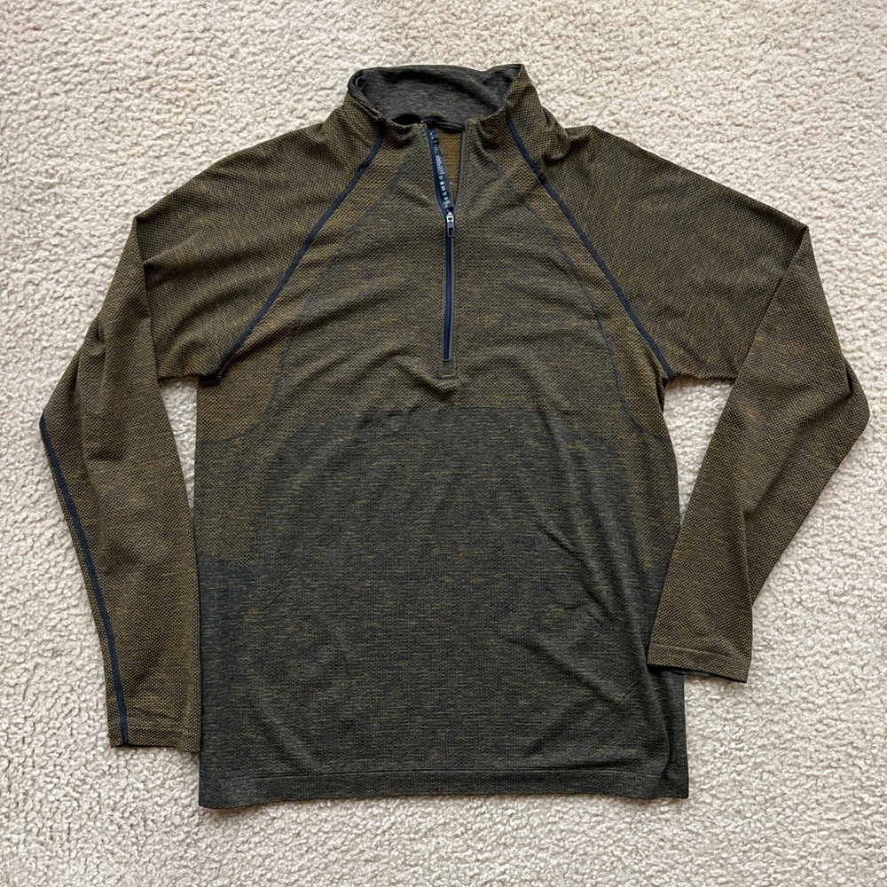 Lululemon tshirts